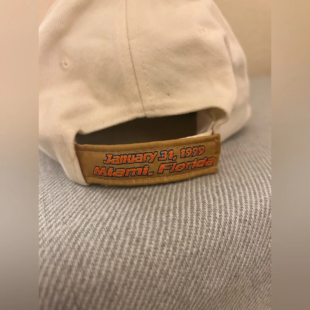 DENVER BRONCOS 1999 Super Bowl XXXIII Champions Adjustable Cap Hat NWOT